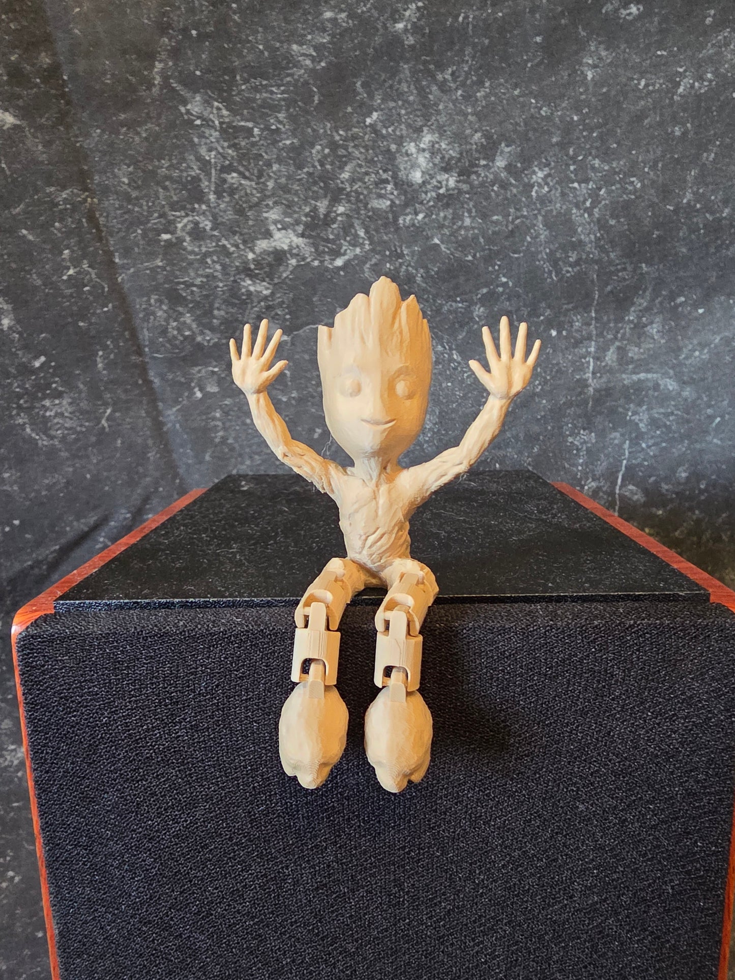 Lil' Grootling - Dangling Tree Guardian