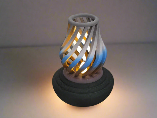 Luminous Twist – Modern Table Light
